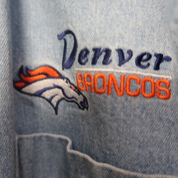 Lee Sport Denim Long Sleeve Shirt Denver Broncos Branding Size Large - Picture 4 of 7